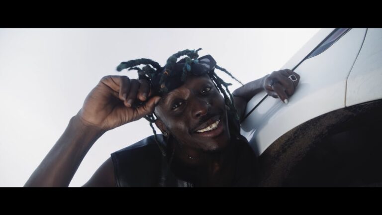 Kofi Mole – Feeling Good (Official Video)