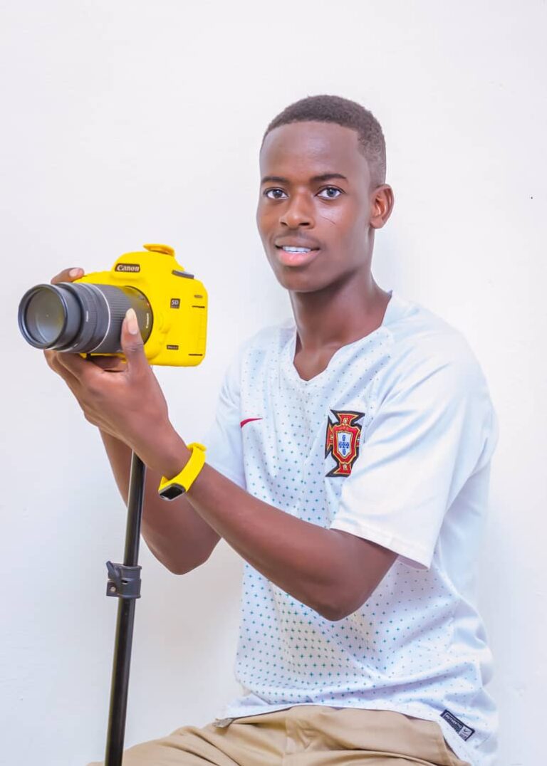 DESTINY THE ARTISTIC PHOTOGRAPHER FROM  NORTHERN GHANA